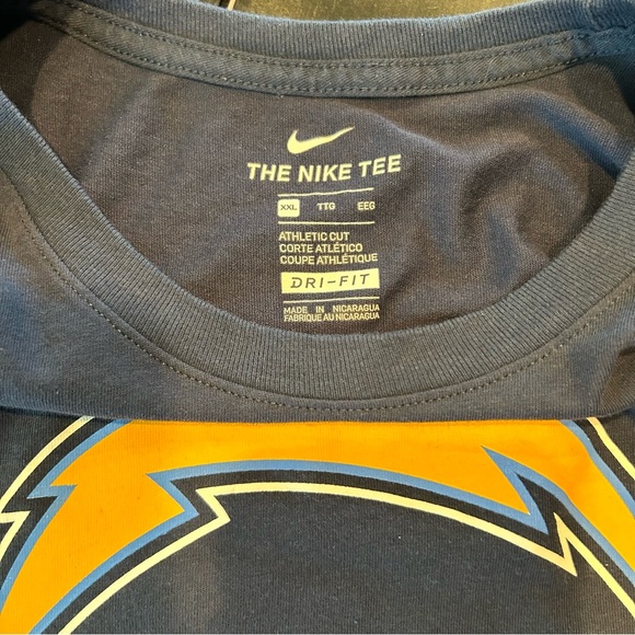 Los Ángeles Chargers Tshirt - Picture 6 of 8